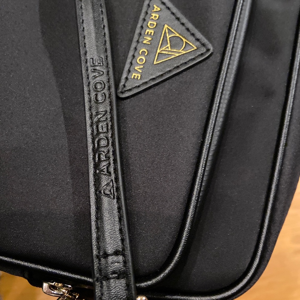 Arden Cove cross body bag